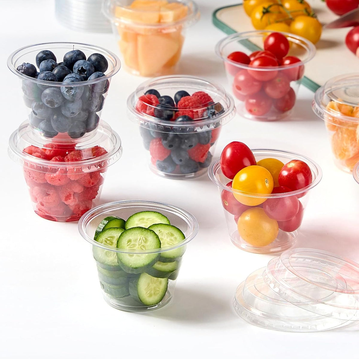 6 oz Plastic Dessert Cups with Lids, 50 Pack