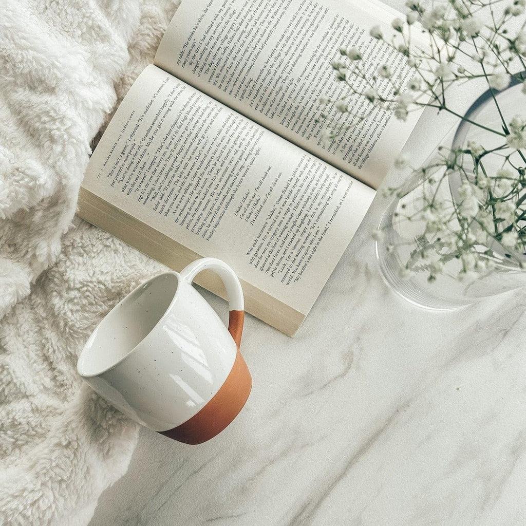 MORA Ceramic Large Latte Mug Set of 4, 16oz - Microwavable, Porcelain Coffee Cups With Big Handle - Modern, Boho, Unique Style For Any Kitchen. Microwave Safe Stoneware - Vanilla White