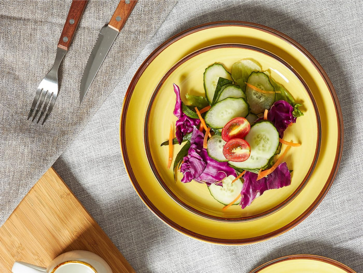 ONEMORE Porcelain Dinner Plates 8.5 inch Dessert Salad Plates Ceramic Plates with Speckle Serving Dishes Set of 4, Microwave, Oven and Dishwasher Safe