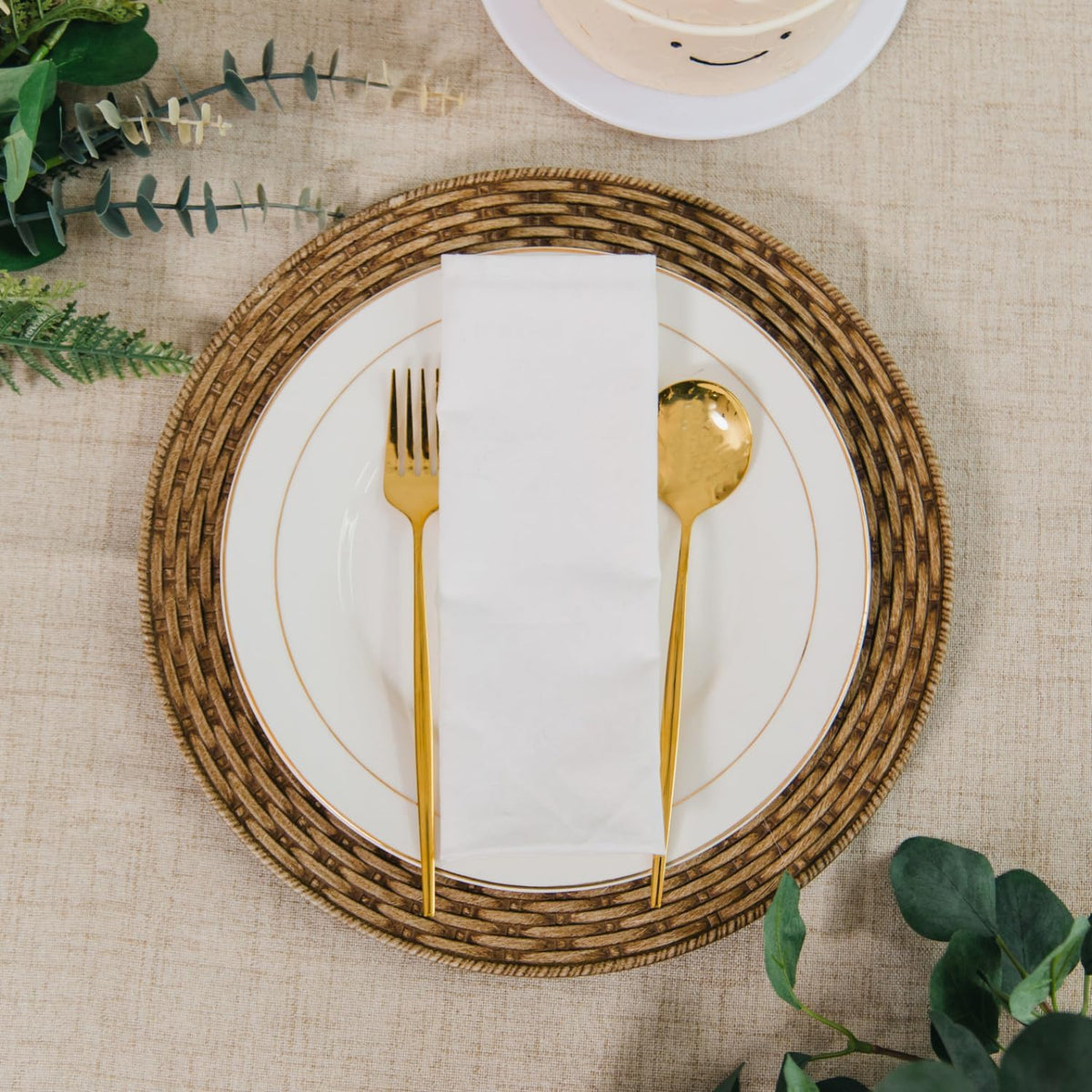 13in Charger Plates Set of 12- Faux Rattan Chargers for Dinner Plates- Brown Round Plastic Plate Charger- Farmhouse Rustic Table Charger for Wedding, Party,Halloween, Thanksgiving, Christmas